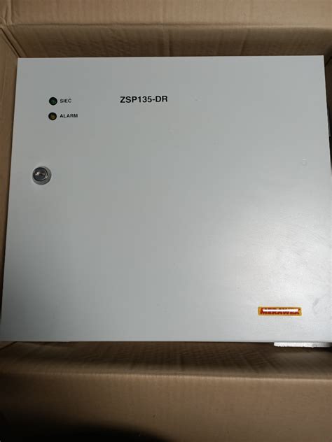 Zdjęcie: Zasilacz Merawex ZSP100-2.5A-18 AKU18 w metalowej obudowie