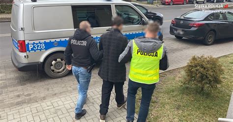 policyjna interwencja przy płonącym autobusie szkolnym