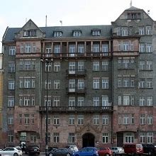 Zdjęcie przedstawiające fasadę klubu Nowa Jerozolima lub jego wnętrze podczas imprezy