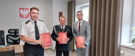 Uroczyste podpisanie porozumienia o włączeniu OSP Suchy Las do KSRG