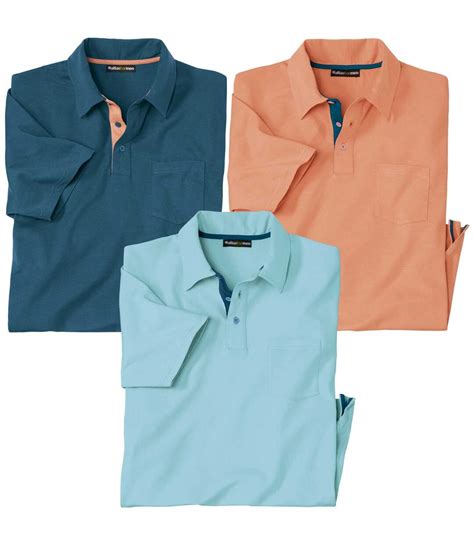 Zestawienie koszulek polo i klasycznych t-shirtów strażackich na manekinach