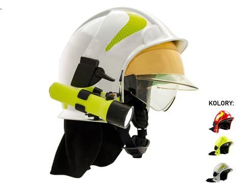Hełm strażacki ZS-03 lub Calisia AK-06 z widocznym systemem wizjerów