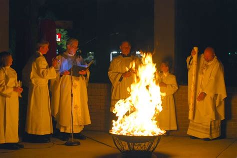 Photo of a solemn mass with fire brigades