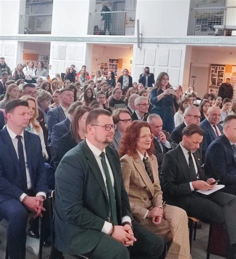 Zdjęcie z uroczystości jubileuszowych Wydziału Architektury Politechniki Białostockiej