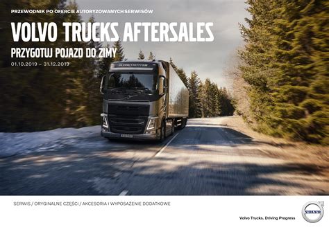 Serwisant Volvo Trucks obsługujący pojazd specjalistyczny