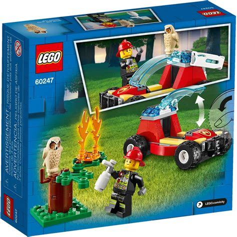 Zestaw LEGO City 60247 Pożar lasu z łazikiem i płonącym drzewem