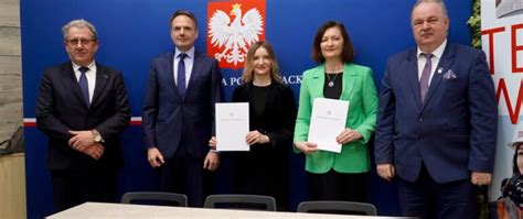 Zdjęcie Daniela Dryniaka podczas uroczystości przejścia na emeryturę w Rzeszowie