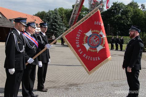 Sztandar Ochotniczej Straży Pożarnej w Jankowie-Skarbowo