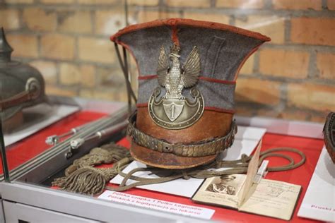 historyczna instrukcja umundurowania strażackiego z XIX wieku