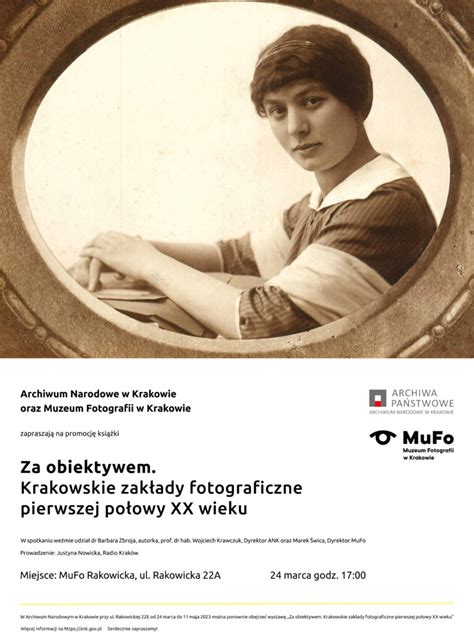 historyczna fotografia kobiet w służbie pożarniczej, mundury z pierwszej połowy XX wieku