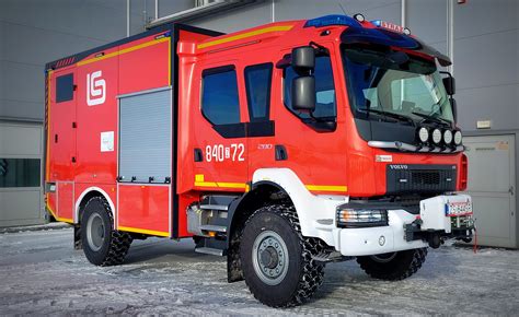 Samochód ratownictwa wodnego Volvo FL 280 dla JRG 1 Legnica