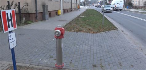 Zestawienie różnych typów hydrantów: podziemnych, nadziemnych i wewnętrznych