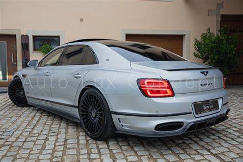 Infografika z najważniejszymi specyfikacjami Bentleya Flying Spur W12 Mansory