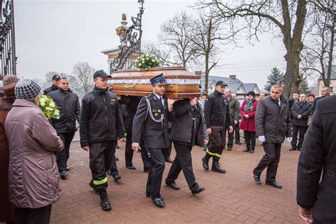 Zdjęcie z uroczystości pogrzebowych ś.p. Damiana Władzińskiego, OSP Żelechów