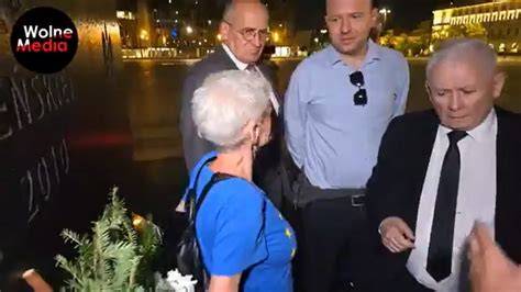 Rycina J.F. Piwarskiego przedstawiająca scenę z Nocy Listopadowej przy pomniku Sobieskiego