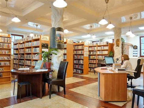 Wnętrze Gminnej Biblioteki Publicznej w Dzierzkowicach