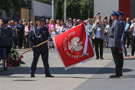 Uroczyste wręczenie sztandaru jednostce ratowniczo-gaśniczej w Ostródzie