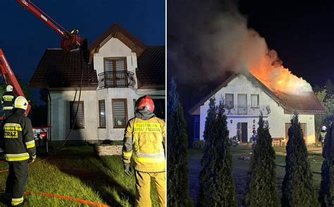Zdjęcie płonącego dachu domu jednorodzinnego w Przemyślu