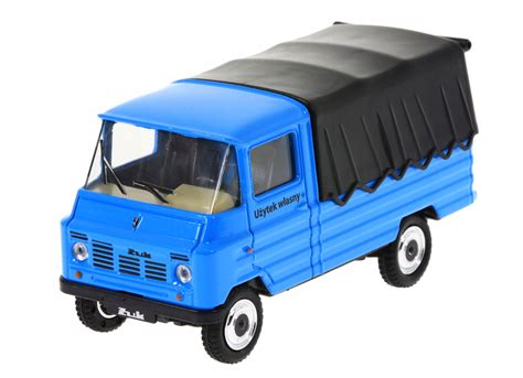 Miniatura zielonego Żuka Daffi z plandeką w skali 1:43