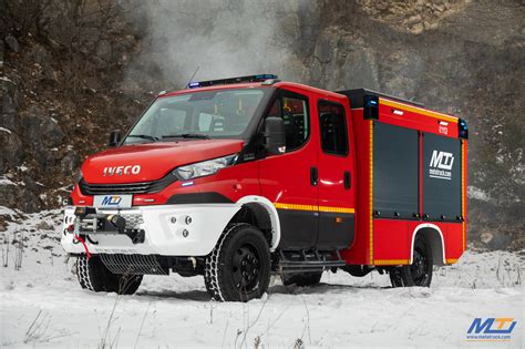Iveco Daily 4x4 fire truck in action on a difficult, unpaved road