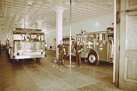 Zdjęcie historycznej Fire Station 27 w Hollywood