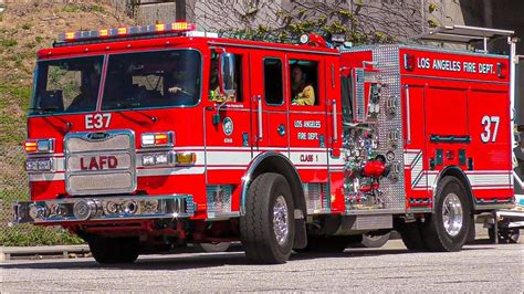 Samochód drabiniasty typu Truck Company LAFD