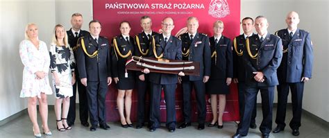 Zdjęcie z uroczystości nominacji Mł. bryg. Artura Bartosika na Komendanta Powiatowego PSP w Radomsku