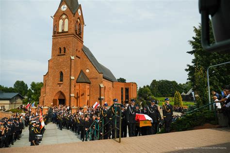 Zdjęcie z uroczystości uhonorowania druha Marka Straszewskiego