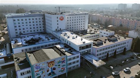 zdjęcie przedstawiające budynek Uniwersyteckiego Szpitala Dziecięcego w Lublinie