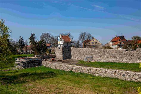 Schemat murów obronnych i baszt opactwa w Sulejowie