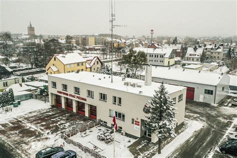 Zdjęcie frontowe budynku Komendy Powiatowej PSP w Kraśniku