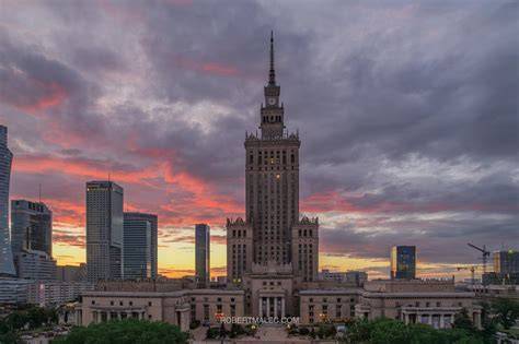 architektoniczna fotografia Pałacu Kultury i Nauki w Warszawie