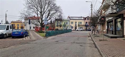 Mapa gminy Karczew z zaznaczonymi lokalizacjami klubów seniora