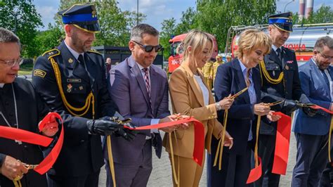 Zdjęcie główne nowej Jednostki Ratowniczo-Gaśniczej nr 4 na łódzkim Olechowie
