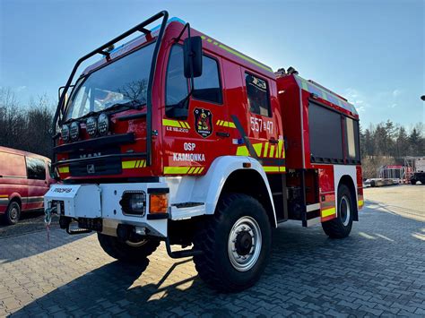 Współczesna flota pojazdów OSP Kamionka, w tym nowy samochód MAN