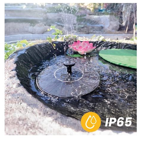 Zestawienie różnych typów fontann solarnych (wbijana, pływająca, z LED)