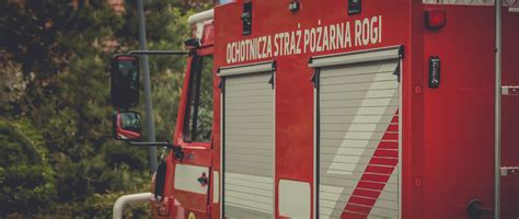 Grafika przedstawiająca proces realizacji dotacji na zakup sprzętu strażackiego online