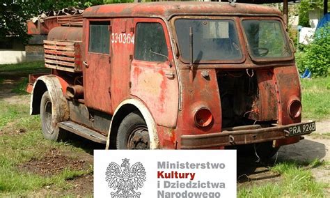 Odrestaurowany Star 20 GBM-2,2/8 (N-74) w Muzeum Pożarnictwa w Przeworsku