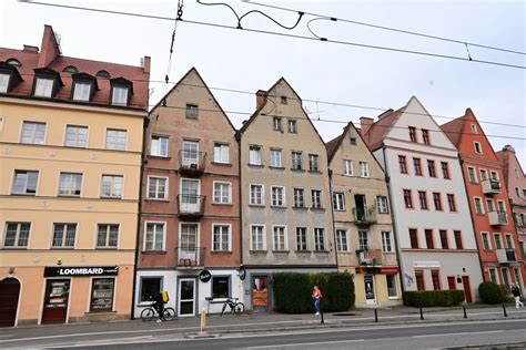 Panorama Góry Kalwarii lub historyczny budynek w mieście