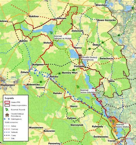 Mapa Pszczewskiego Parku Krajobrazowego z zaznaczonymi jeziorami i szlakami