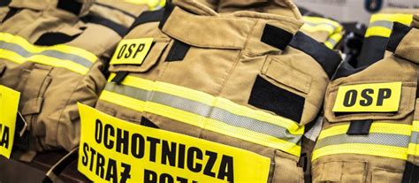Nowe specjalistyczne wyposażenie ochronne strażaków OSP
