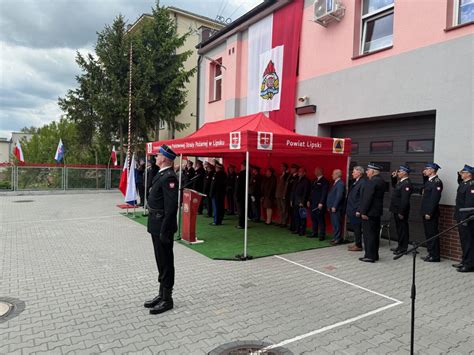 Powiatowe obchody Dnia Strażaka w Kielcach na Placu Wolności