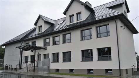 Zdjęcie pierwszej remizy po modernizacji, pełniącej funkcję Domu Ludowego