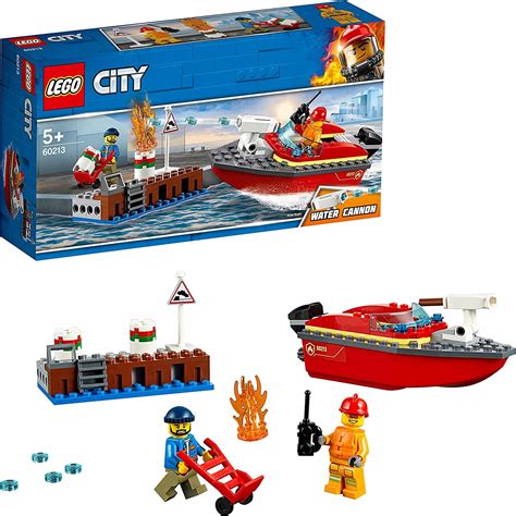 Zestaw LEGO City 60213 Pożar w dokach z łodzią strażacką i fragmentem nabrzeża