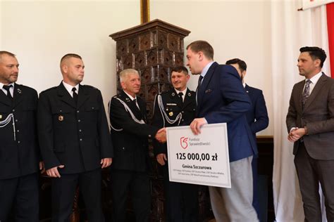 Promesy na remont strażnicy i zakup sprzętu dla OSP