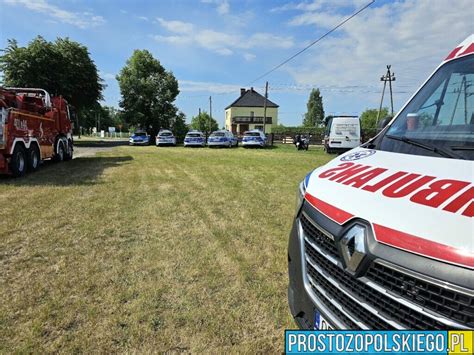 Schemat wypadku drogowego z udziałem służb ratunkowych