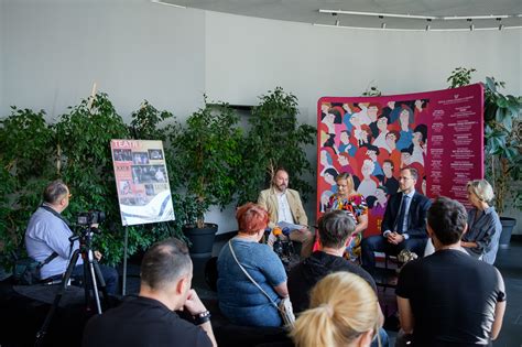 Ilustracja z 1799 r. ukazująca piwnicę pod Izbą Lordów, w której spiskowcy umieścili beczki z prochem.