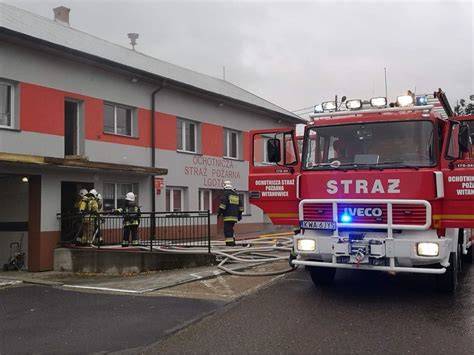 zdjęcie elegancko udekorowanej sali weselnej w remizie strażackiej