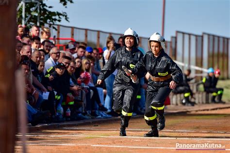 Panorama stadionu podczas powiatowych zawodów strażackich