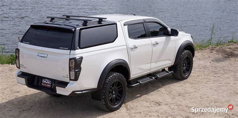 Ford Ranger z zabudową rozpoznawczo-operacyjną